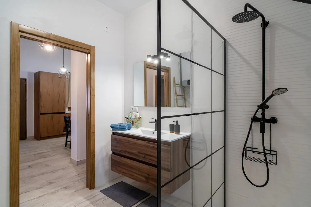Prázdninový dům Casa Rural De Diseno Con Piscina Y Barbacoa Màlaga