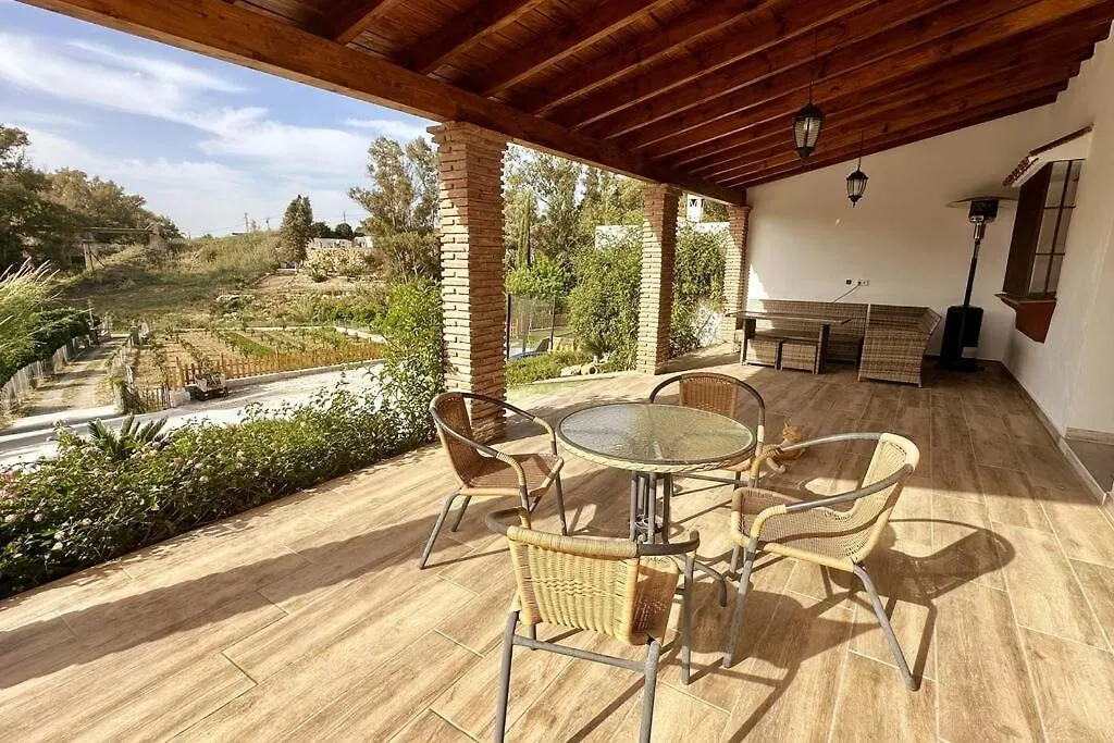 Prázdninový dům Casa Rural De Diseno Con Piscina Y Barbacoa Màlaga