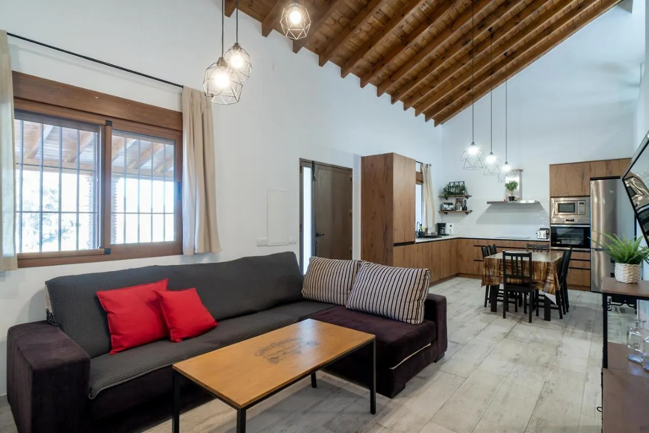 Holiday home Casa Rural De Diseno Con Piscina Y Barbacoa Malaga