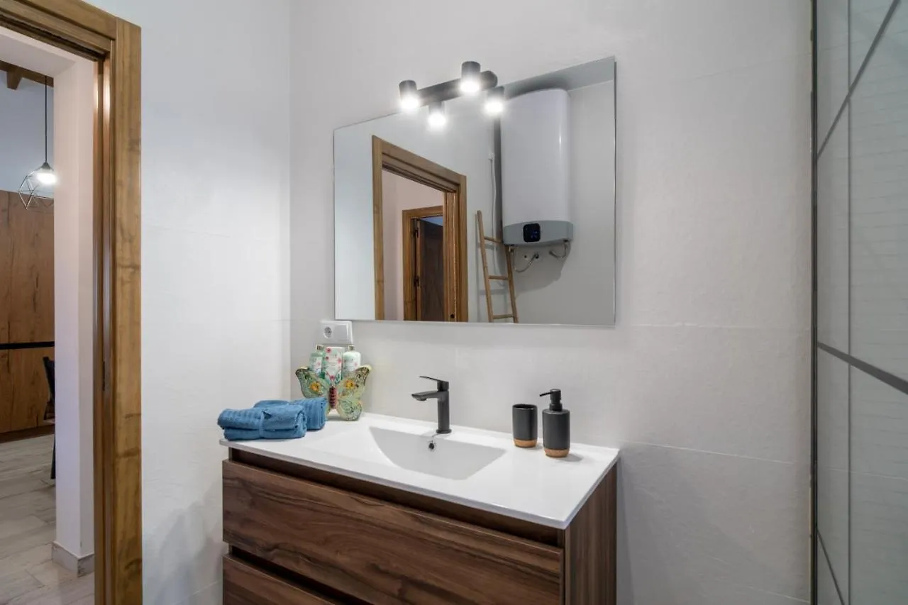 Casa Rural De Diseno Con Piscina Y Barbacoa Malaga Holiday home