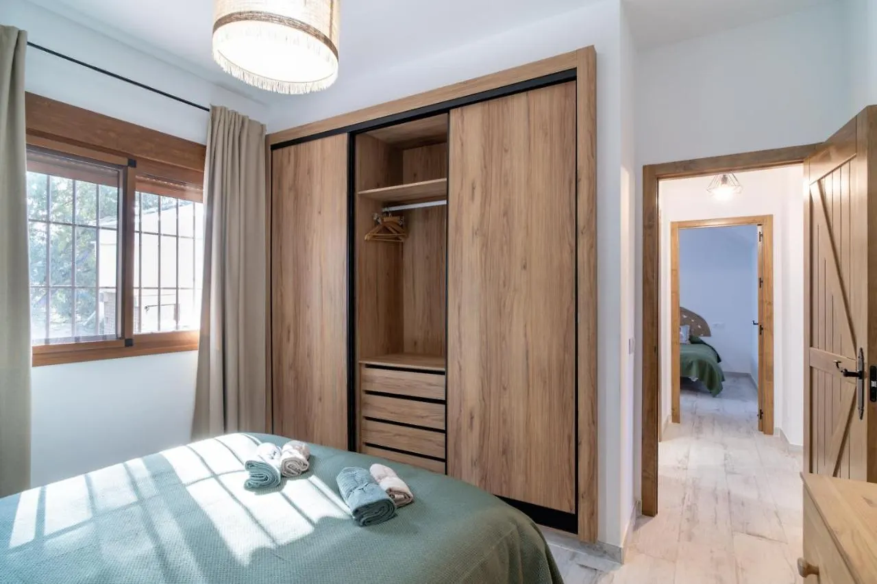 Casa Rural De Diseno Con Piscina Y Barbacoa Malaga Holiday home