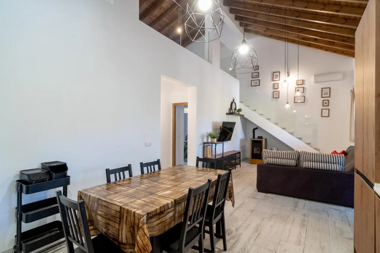 Casa Rural De Diseno Con Piscina Y Barbacoa Malaga
